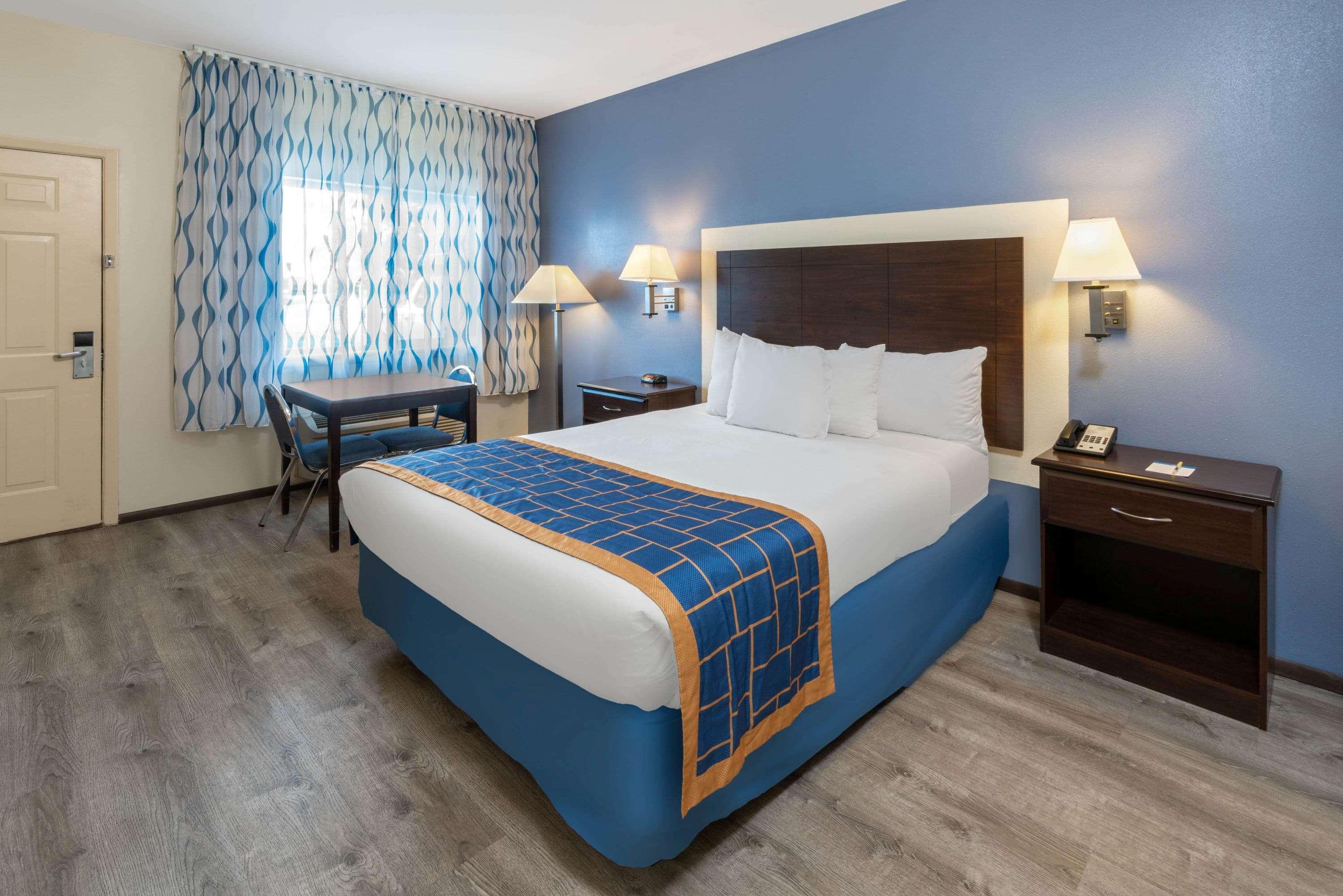 Days Inn By Wyndham Grants Kültér fotó